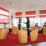 Ibis Centre Cathedrale Hotel 3*