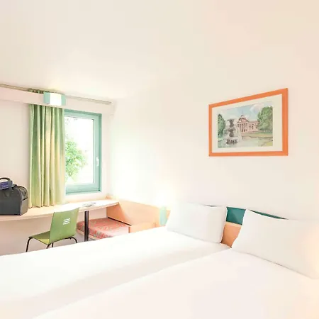 Ibis Centre Cathedrale 3*