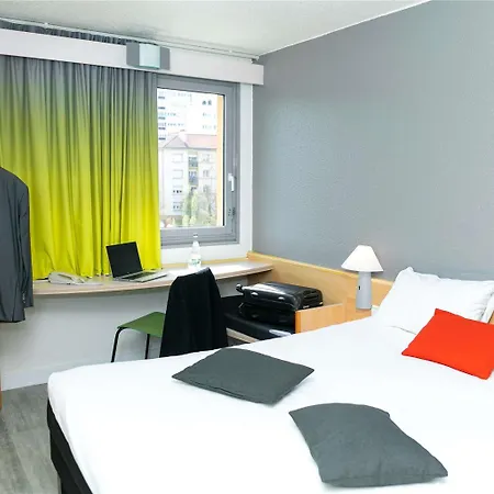 Hotel Ibis Centre Cathedrale 3*