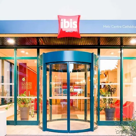 Ibis Centre Cathedrale Отель 3*