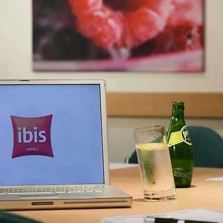 Ibis Centre Cathedrale Hotel 3*