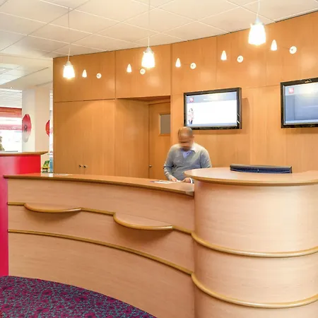 Отель Ibis Centre Cathedrale Мец