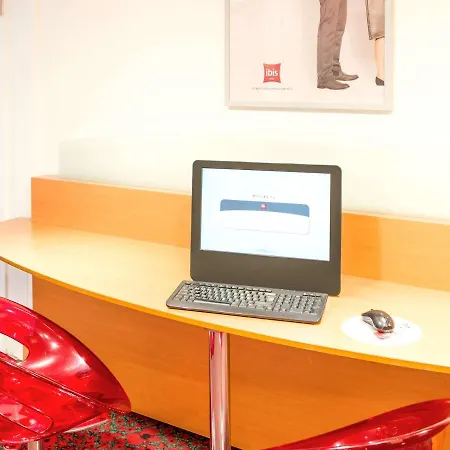 Ibis Centre Cathedrale 3* Μετς