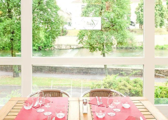 梅斯中心大教堂宜必思酒店 酒店 梅斯