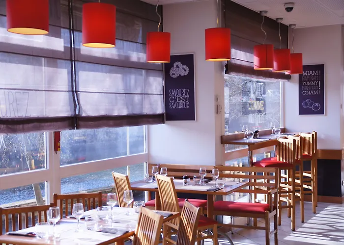 梅斯中心大教堂宜必思酒店