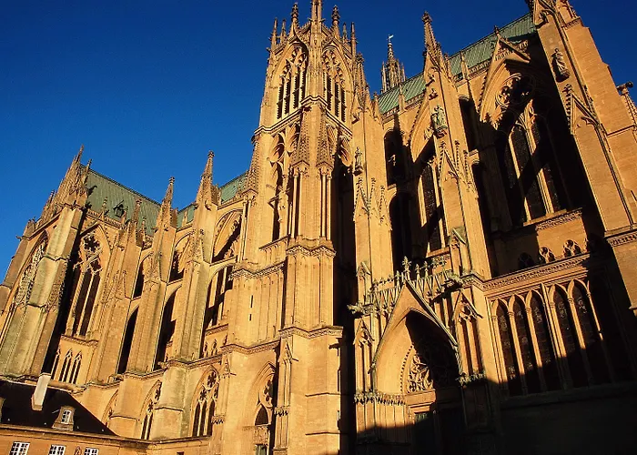 Hotel Ibis Centre Cathedrale 3*